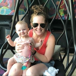 Meet your Posher, Lisa